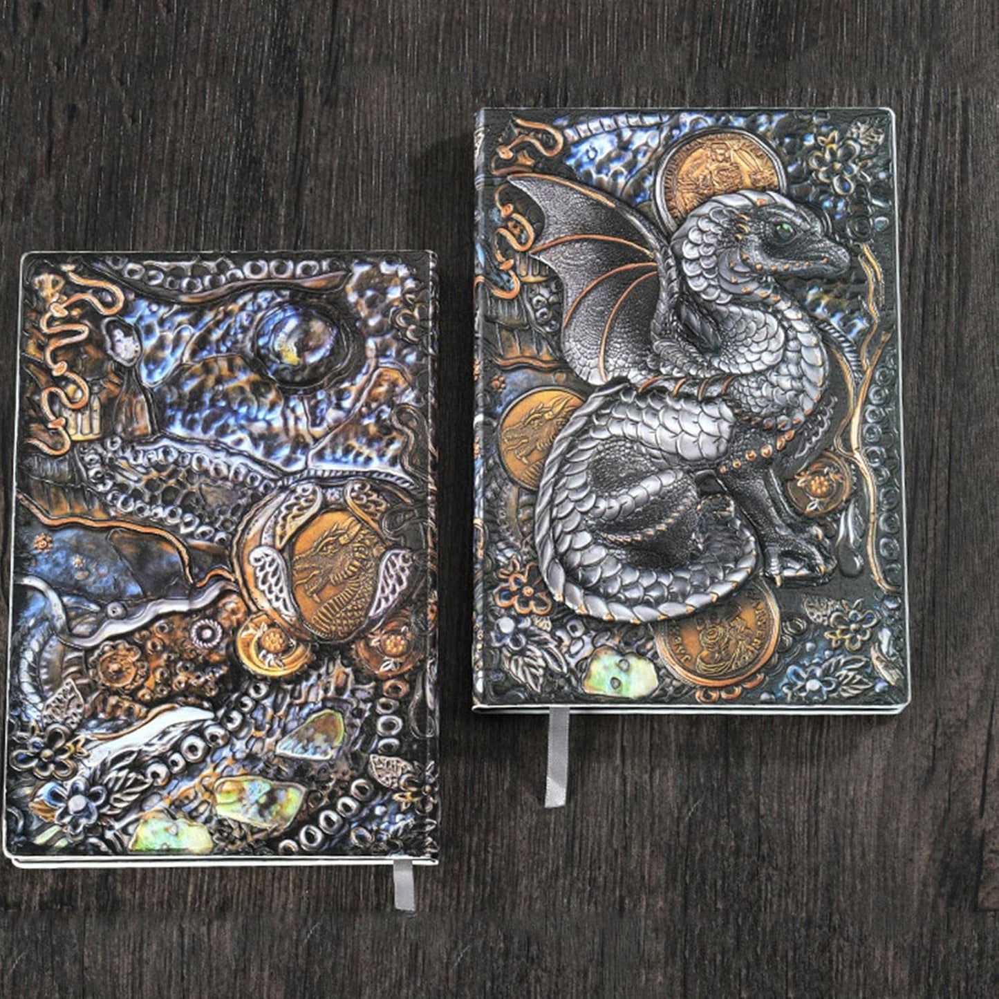 Libreta de dragón con relieve