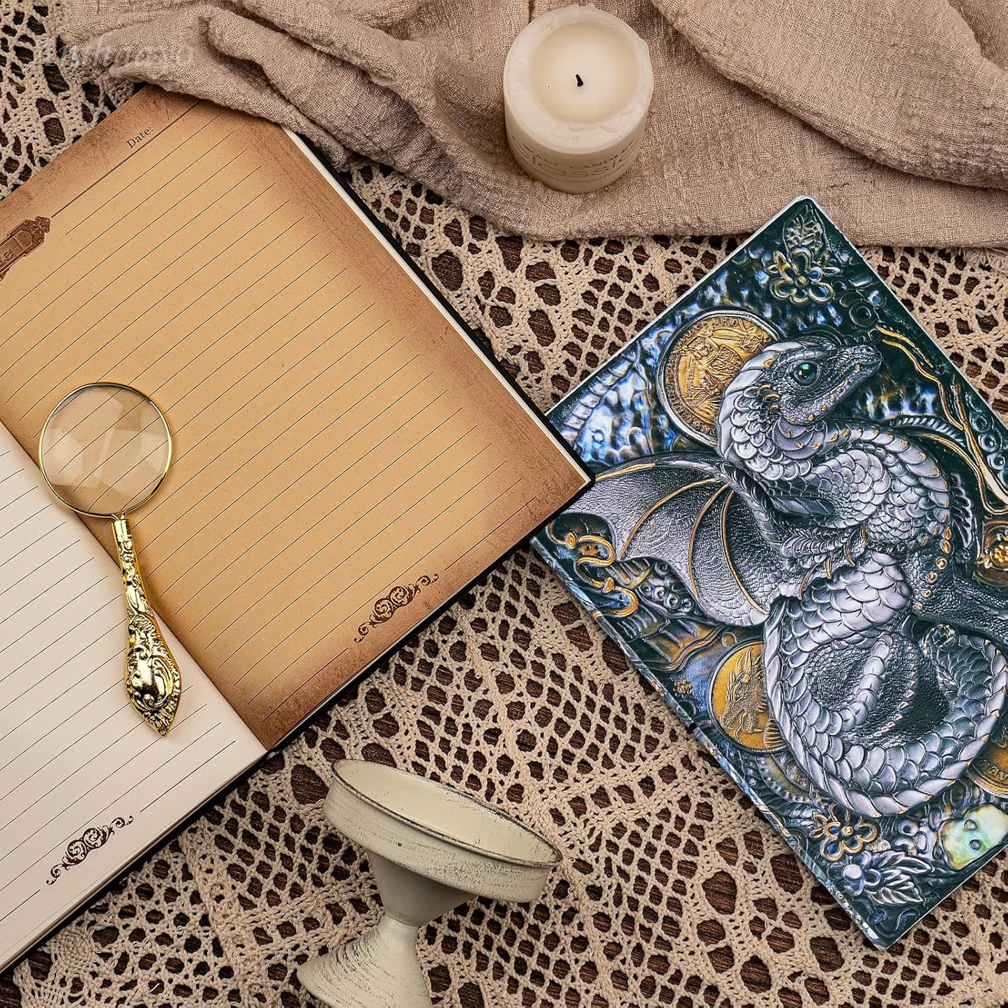 Libreta de dragón con relieve