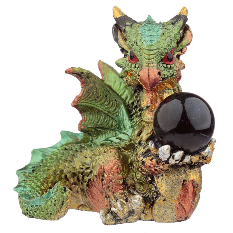Dragones sabios con bola de cristal