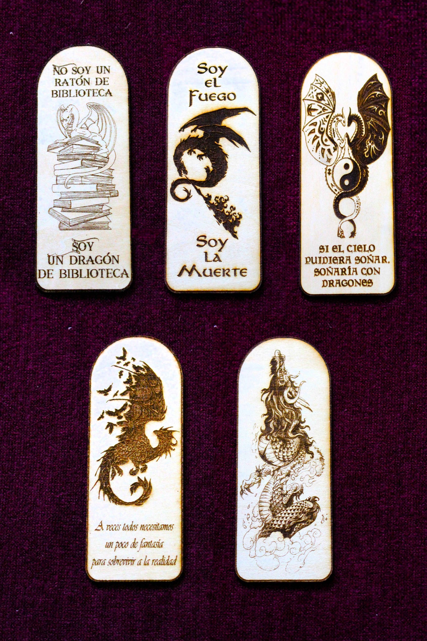 Marcapáginas de madera "Dragones"