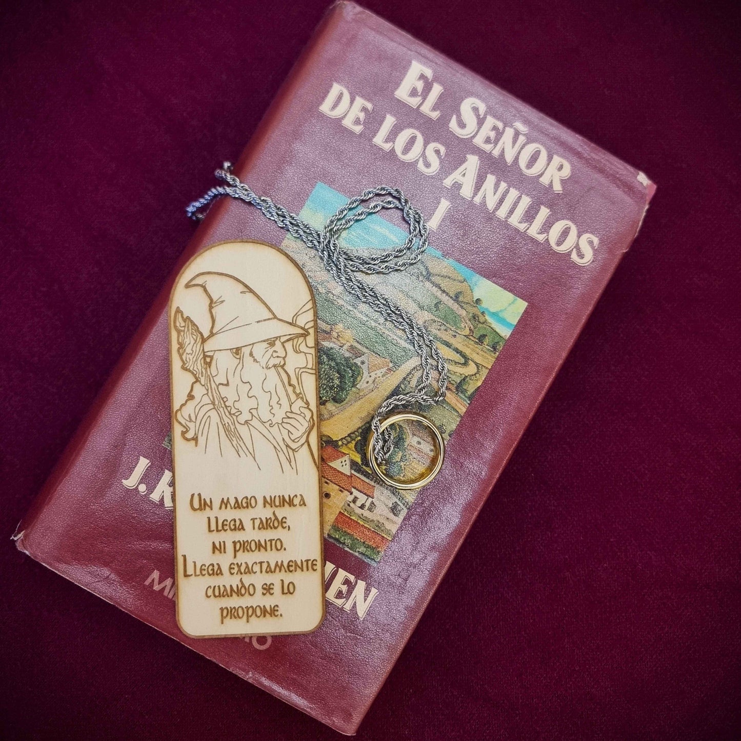 Marcapáginas de madera "El Señor de los Anillos": Un mago nunca llega tarde