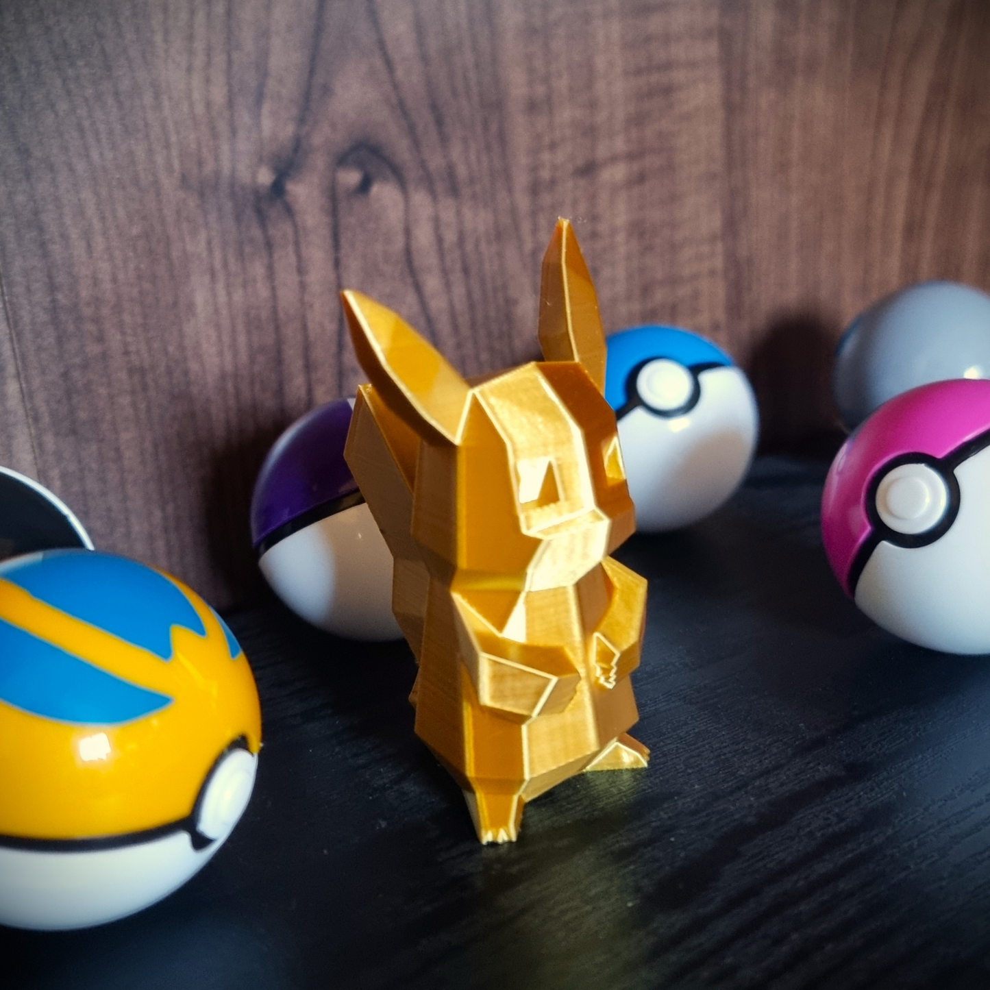 Figura 3D estilo Low-Poly: Pikachu